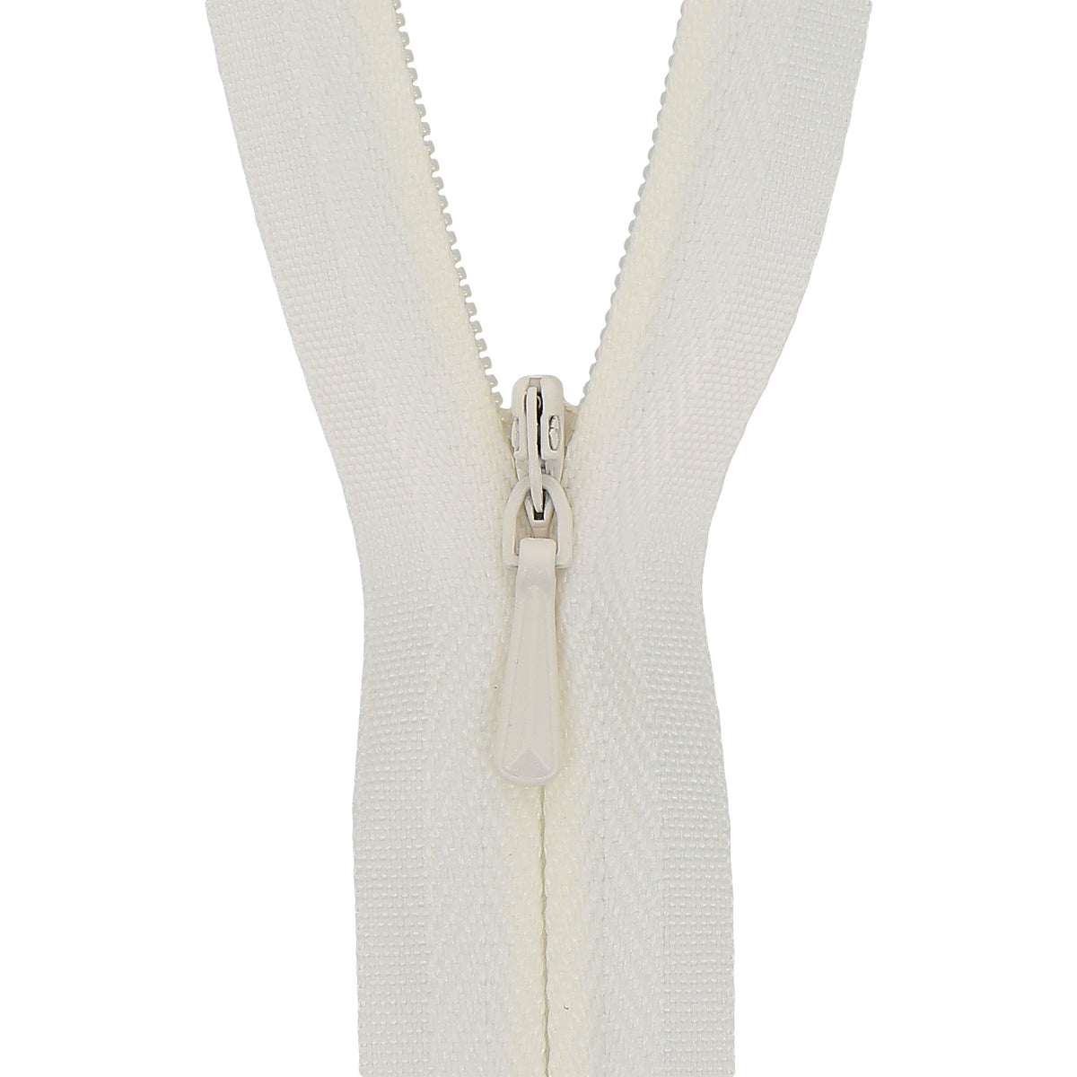 118025154 ZIP: CONCEALED ZIP CLOSED END: POLYESTER: 25CM / 10INS CREAM