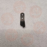 267665 - Looper Deflector Singer 300U Tapeedge Industrial Parts