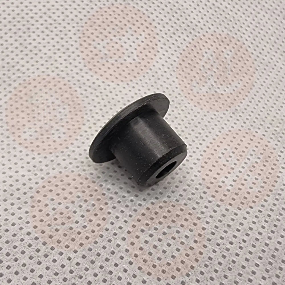 545775 Rubber Plug Singer Industrial Parts