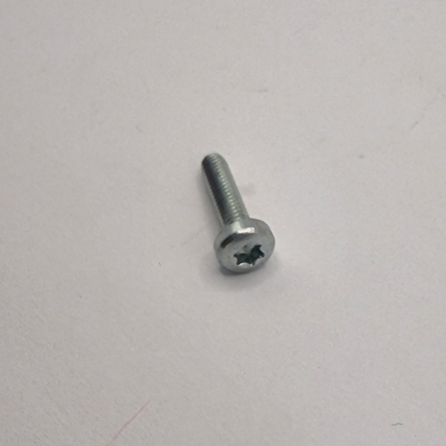 0078865092 - BERNINA HEAD COVER SCREW