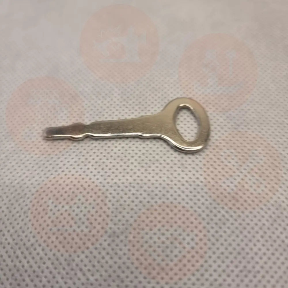 916507C Sewing Machine Case Key Industrial Parts