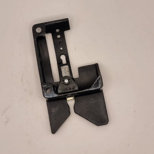 G29497 UNION SPECIAL THROAT PLATE ASSEMBLY