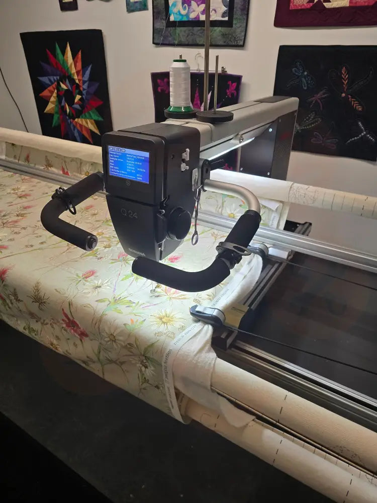 Bernina Q24 Longarm Quilting Machine with Classic PRO frame Domestic