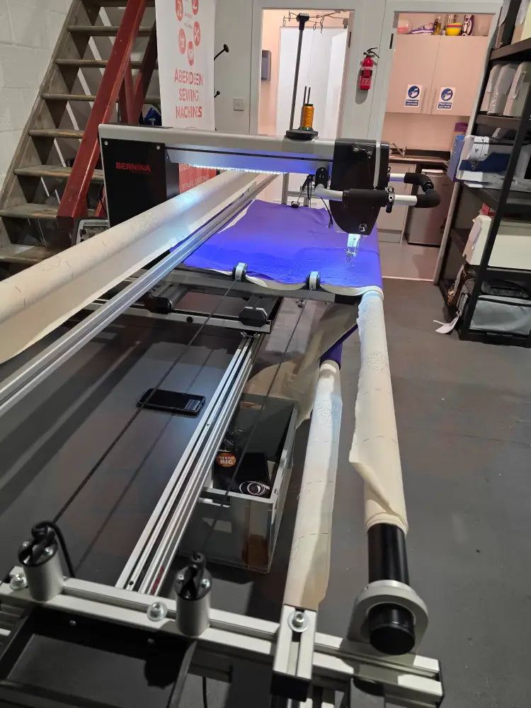 Bernina Q24 Longarm Quilting Machine with Classic PRO frame **PRE-LOVED** Domestic