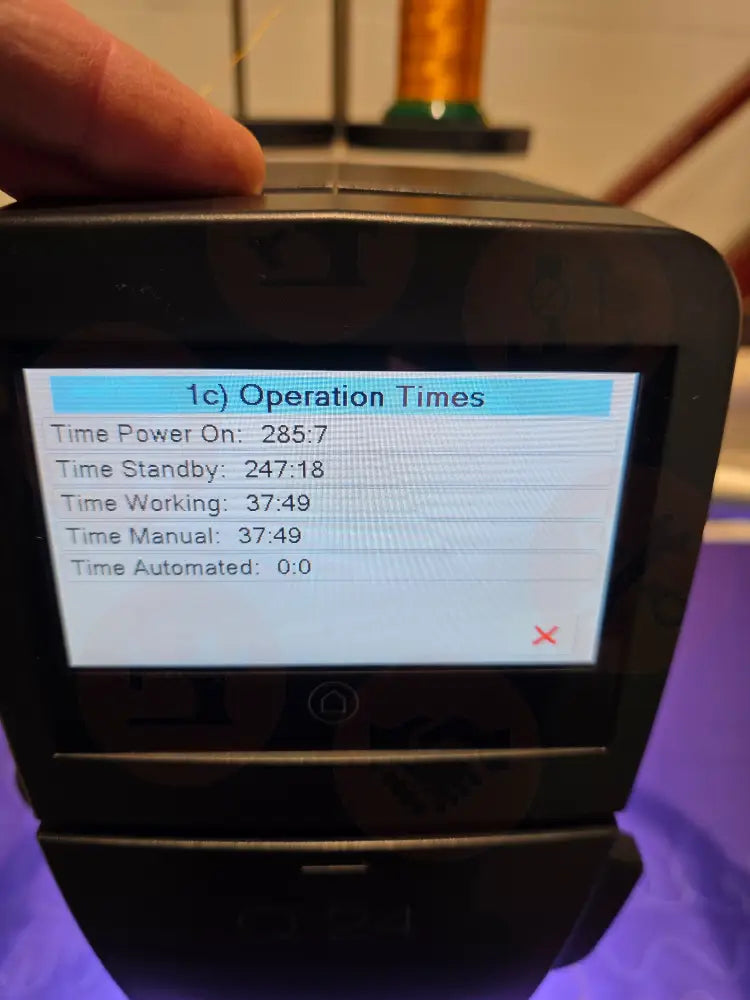 Bernina Q24 Longarm Quilting Machine with Classic PRO frame **PRE-LOVED** Domestic