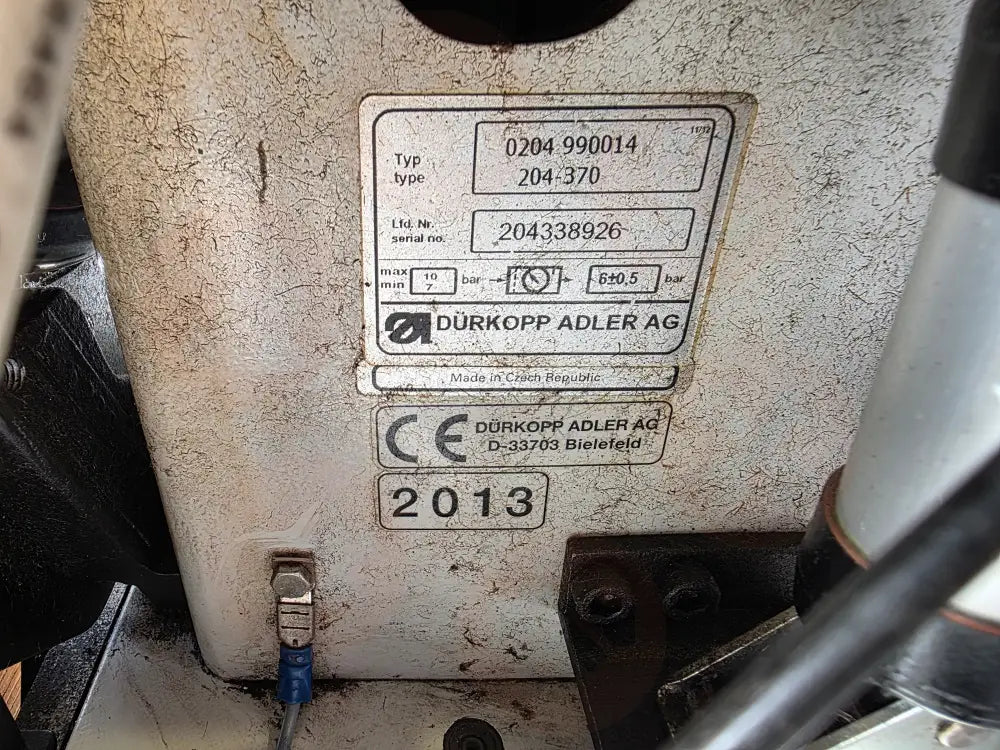 Durkopp Adler 204-370 with Pneumatic Control INDUSTRIAL MACHINES