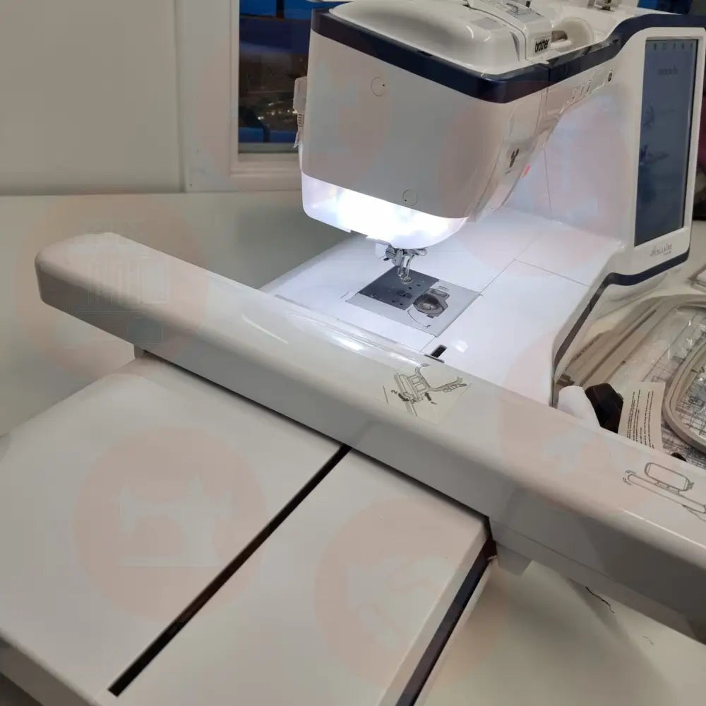 **Pre-Loved** Brother Innov-Is Xe1 Embroidery Machine With Xe2 Upgrade Domestic