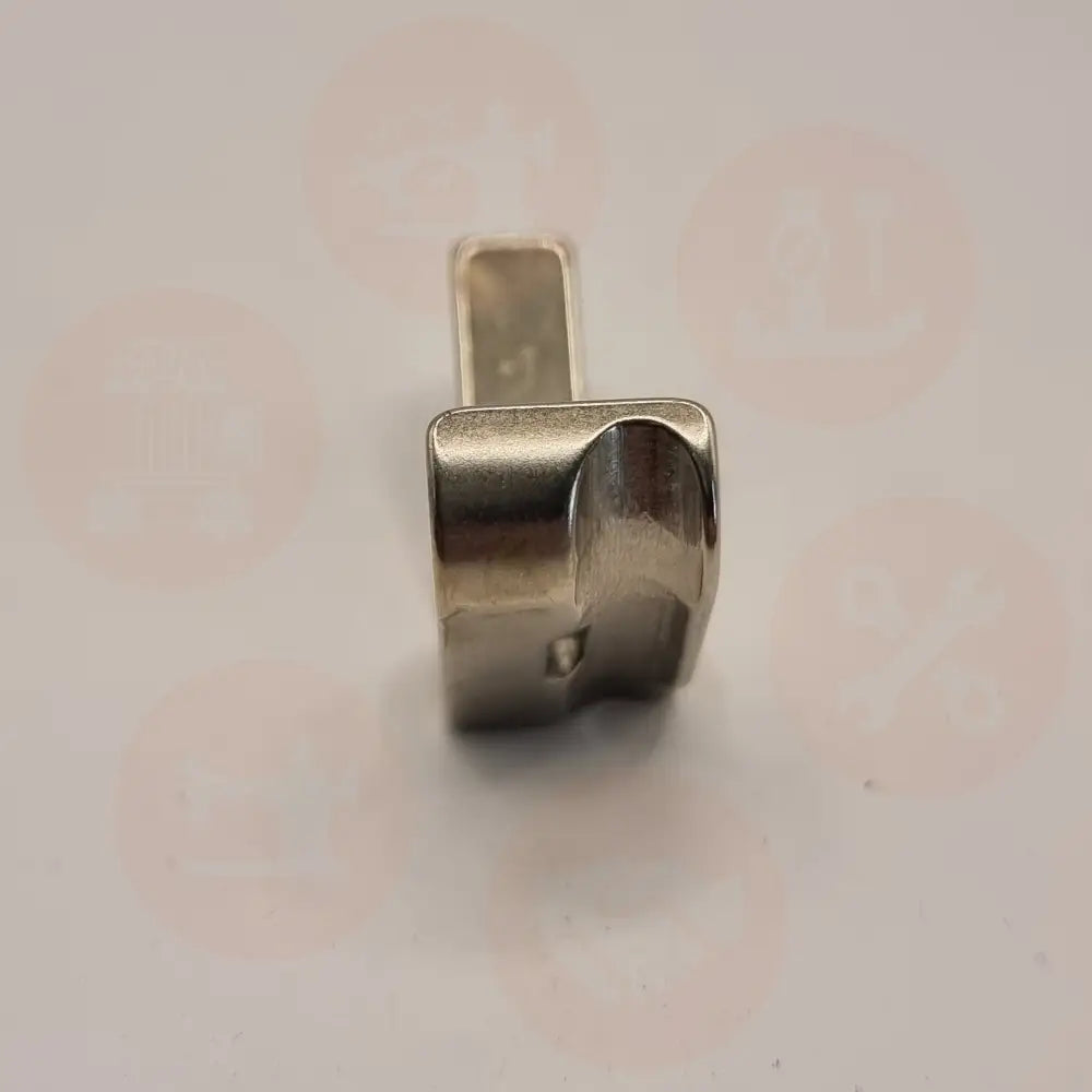 R36069HNFX1/4 = 6.4MM NEEDLE FEED PIPING FOOT RIGHT INDUSTRIAL FEET