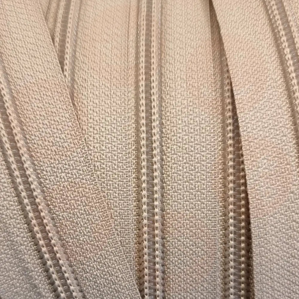 T5 1573 6Mm Zip Sold By The Meter Beige Zips